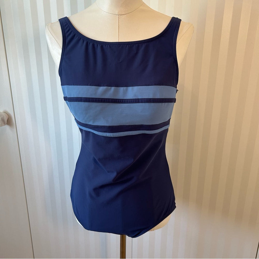Land’s End blue striped one piece swimsuit Size 14